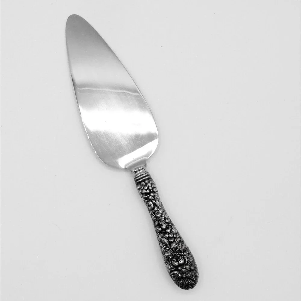 Vintage Stieff Rose Repousse Sterling Silver Handle Pie Cake Server w Box